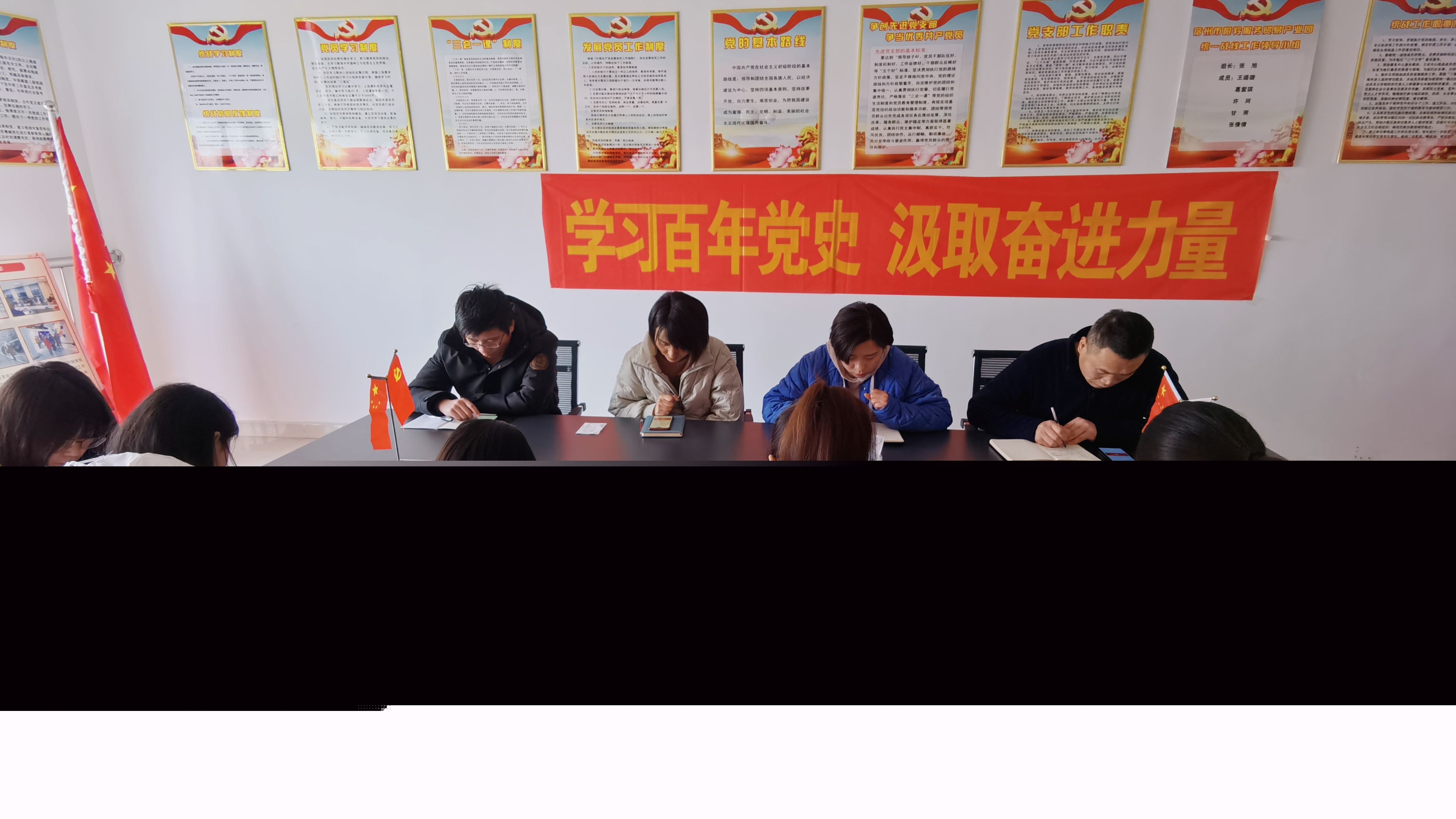 2-220224135504b4.jpg